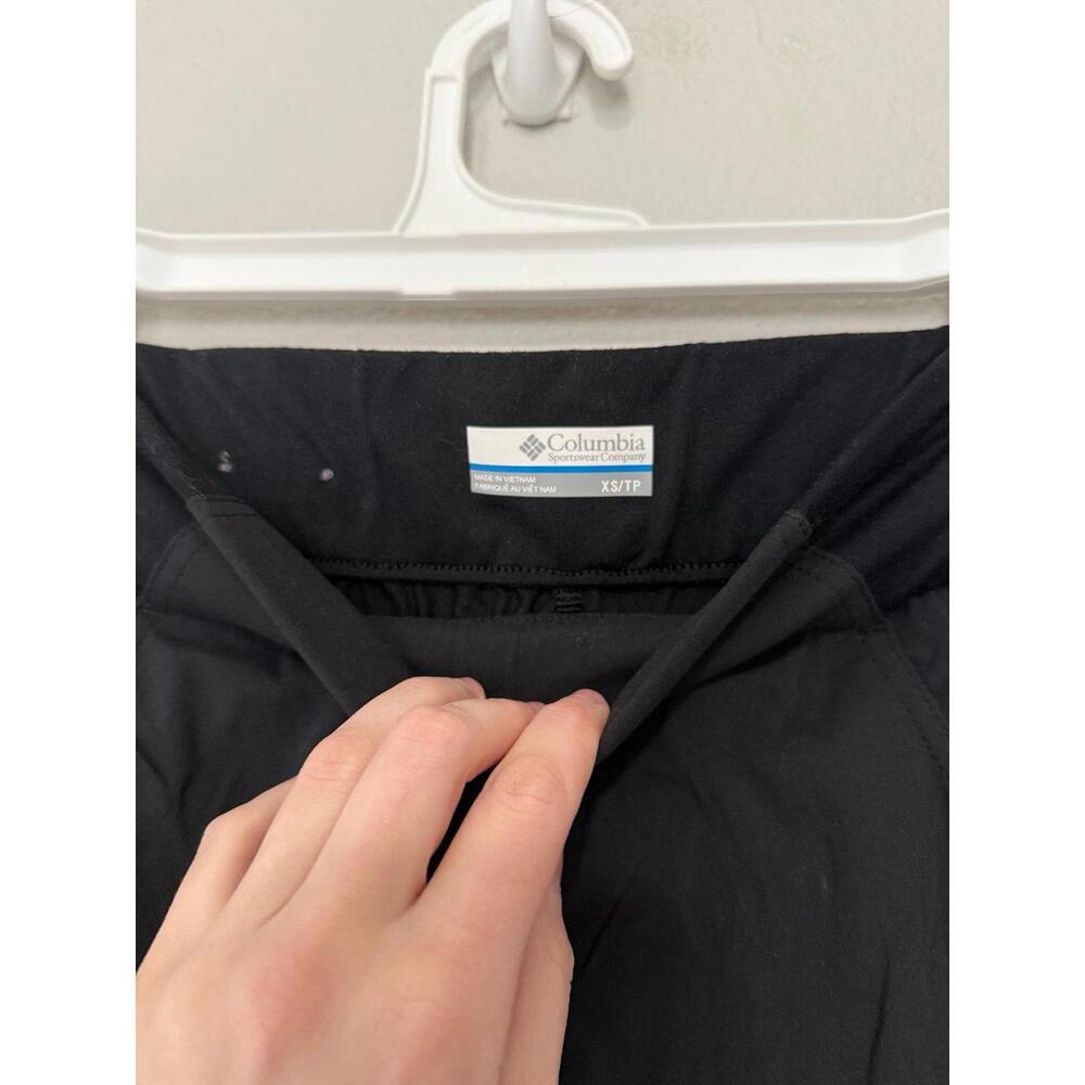 Columbia black skirt size XS - Picture 3 of 4